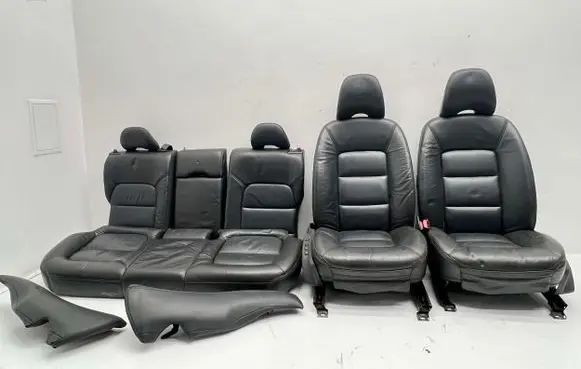 Seat set