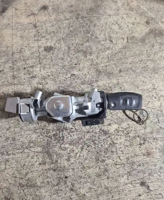 Ford Focus Ignition lock 3M513F880AD