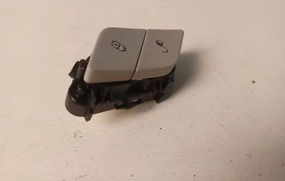Mercedes-Benz C W205 Central locking switch button A2059055151