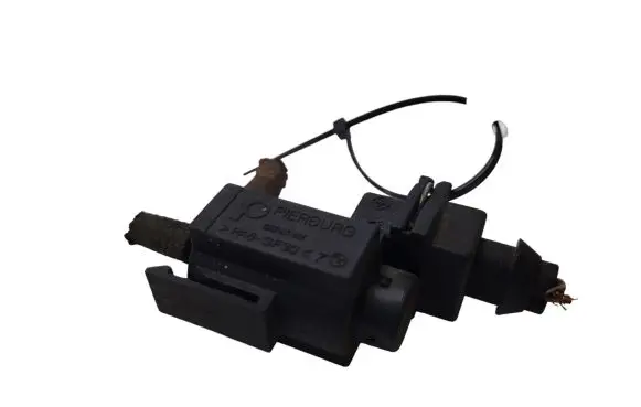 BMW 5 F10 F11 Turbo solenoid valve 70231800 7810831