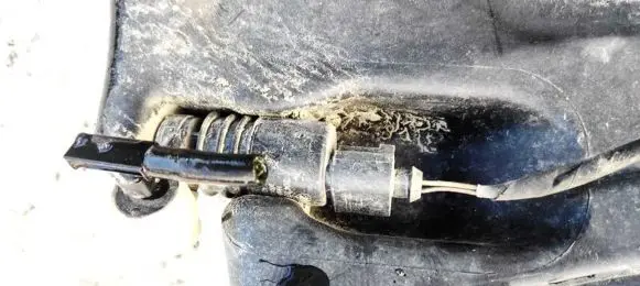 Mercedes-Benz E W212 Windscreen/windshield washer pump 2048660221 3091387