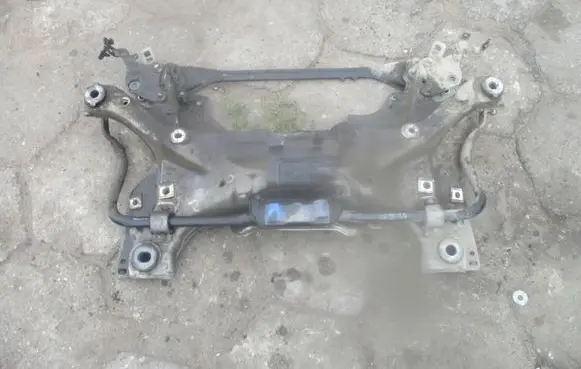 Citroen C5 Front subframe