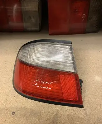 Nissan Primera Rear/tail lights 23080102