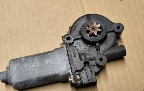 Dodge Intrepid Front door window regulator motor 4574107 402091277 AY062100072