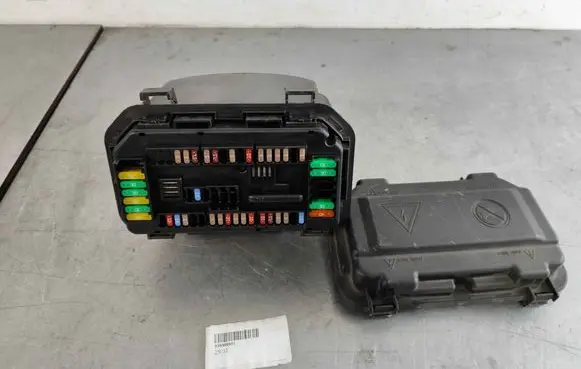 BMW 3 GT F34 Fuse box set 938906801