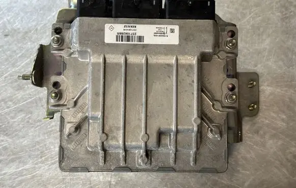 Renault Kadjar Engine control unit/module 237106288R