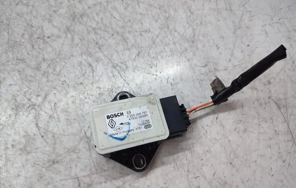 Nissan Qashqai+2 ESP acceleration yaw rate sensor 0265005757 479300006R