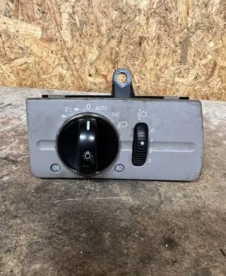 Mercedes-Benz E W211 Light switch 2115450304 04056023