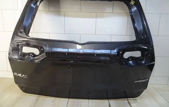 Toyota RAV 4 (XA40) Truck tailgate RAV4