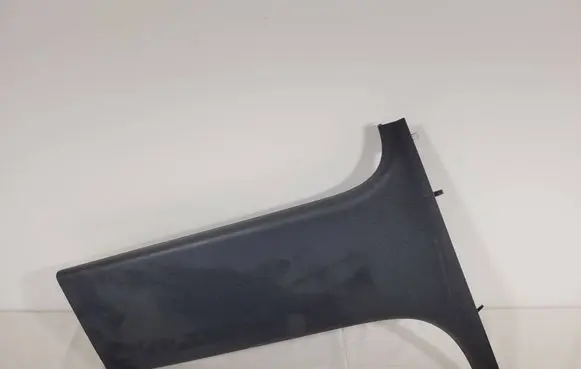 (B) pillar trim (bottom)