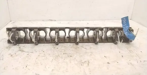 BMW 5 E34 Other cylinder head part 1748042