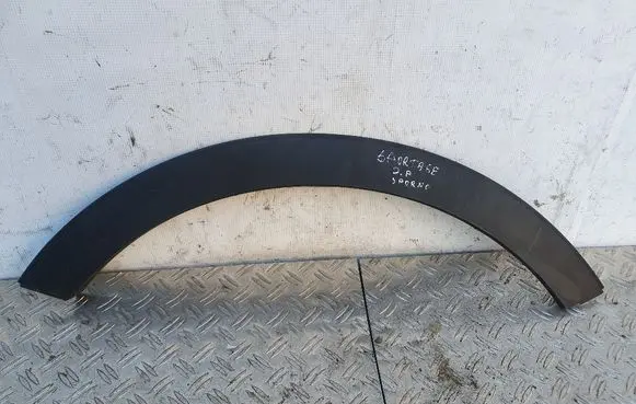 KIA Sportage Front arch trim 877123U000