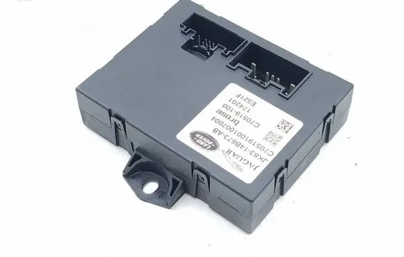 Jaguar F-Pace Tailgate/trunk control unit/module JK8314B673AB 174201 C70519100