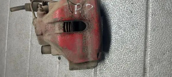 Volkswagen PASSAT B5.5 Front brake caliper