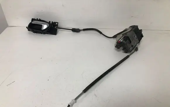 Citroen DS4 Rear door lock 96605254080