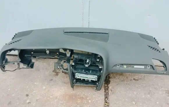 Audi A4 S4 B8 8K Dashboard 8K1857069