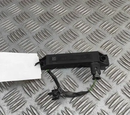Mercedes-Benz GLE W167 Keyless system antenna A1779050500