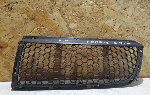 Renault Trafic II (X83) Front bumper upper radiator grill 8200044579