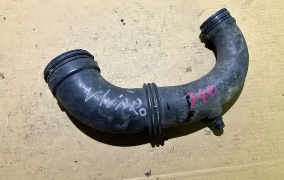 Opel Vivaro Air intake hose/pipe 8200082448