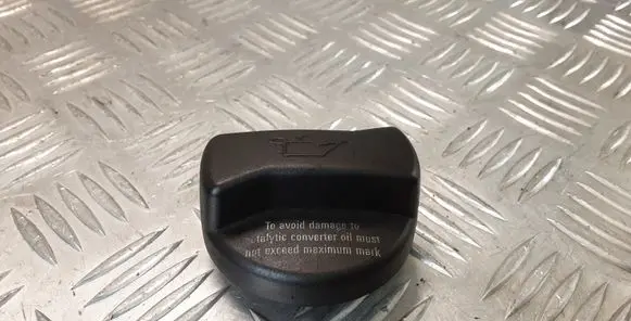 Volkswagen Golf IV Oil filler cap 026103485A