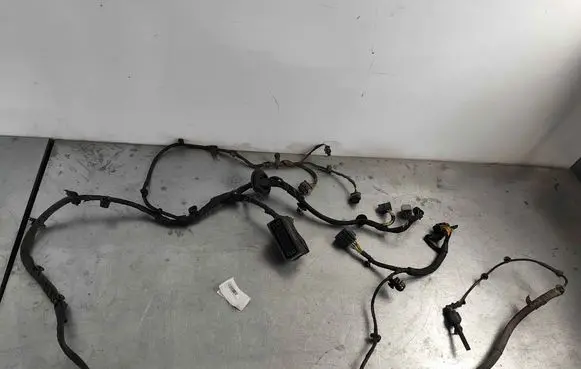 Volvo XC60 Rear tail light wiring loom 32224477