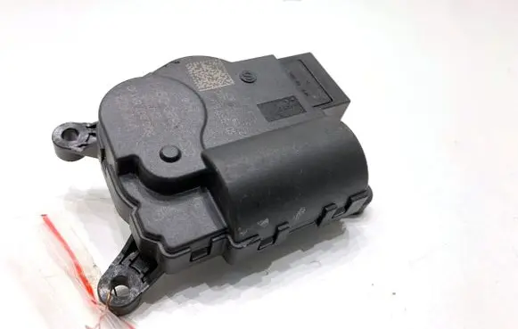 Skoda Octavia Mk4 Air flap motor/actuator 2Q0907511G