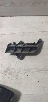 Lexus RC Rear bumper mounting bracket 5256224010