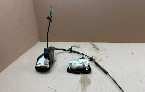 Tesla Model X Front door lock 112619900B 4061127502 41201275