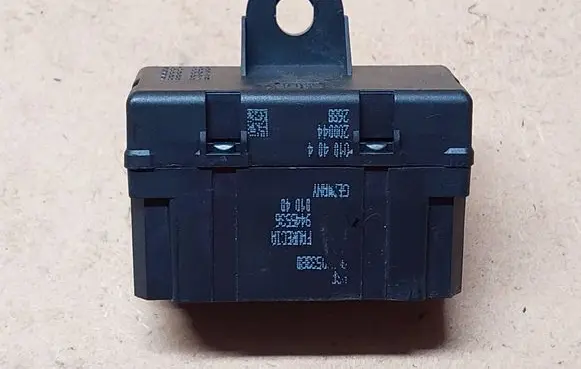 Citroen C5 Seat heating relay 9638053380