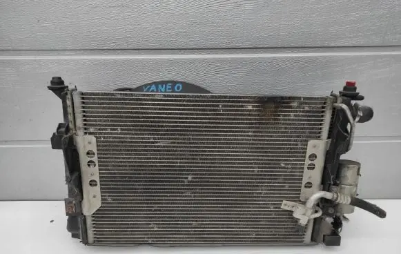 Mercedes-Benz Vaneo W414 Radiator set 1685050330