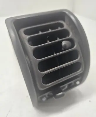Land Rover Discovery Dashboard side air vent grill/cover trim