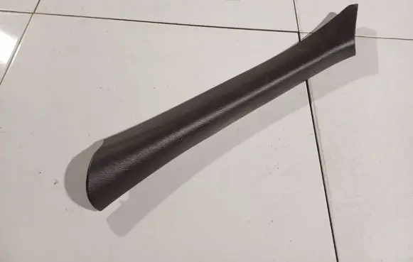 Jeep Grand Cherokee (WJ) (C) pillar trim 