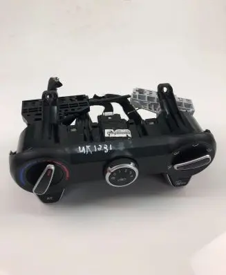 KIA Rio Interior fan control switch 97250H8020
