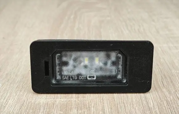 BMW 4 G22 G23 G24 G26 Number plate light 9481841