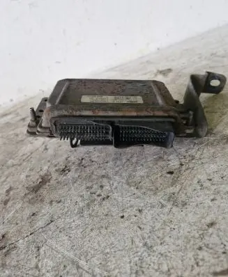 Renault Scenic I Engine control unit/module 7700114024 S110010004 8200055742