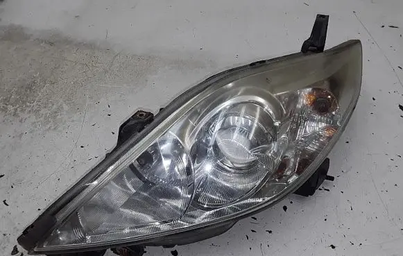 Mazda 5 Headlight/headlamp