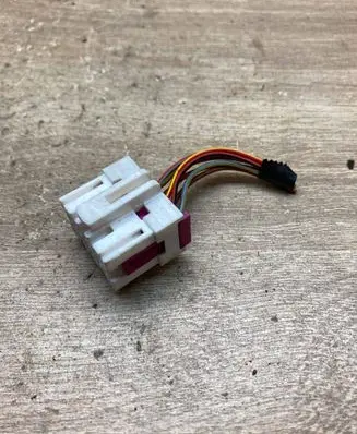 Audi A4 S4 B5 8D Plug wire 8A0972986 White