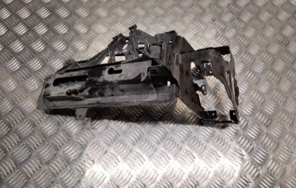 BMW 5 GT F07 Headlight/headlamp mounting bracket 7200778 11071510