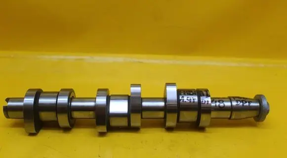 Skoda Fabia Mk1 (6Y) Camshaft S64040049