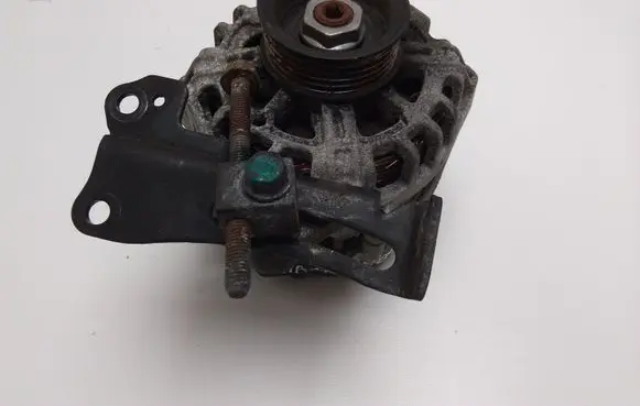 KIA Rio Generator/alternator 3730003350 2614287