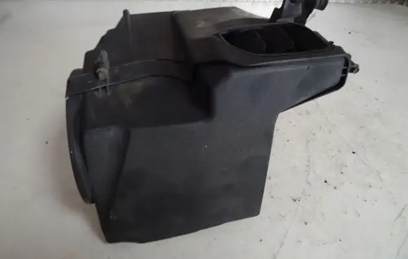 Ford Kuga I Air filter 