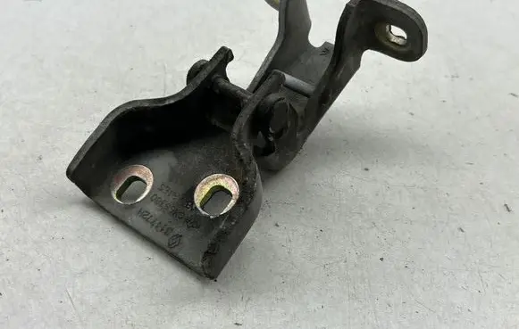 Nissan Primastar Front door upper hinge 311772H GM65380