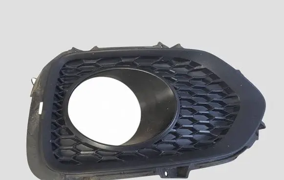 KIA Sorento Front fog light trim/grill