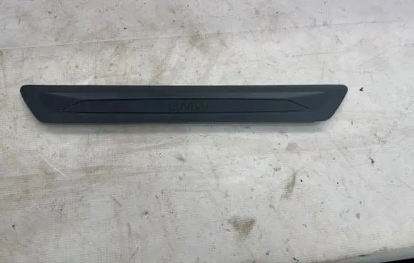 BMW X2 F39 Front sill trim cover 19074910 51477263315 7263315