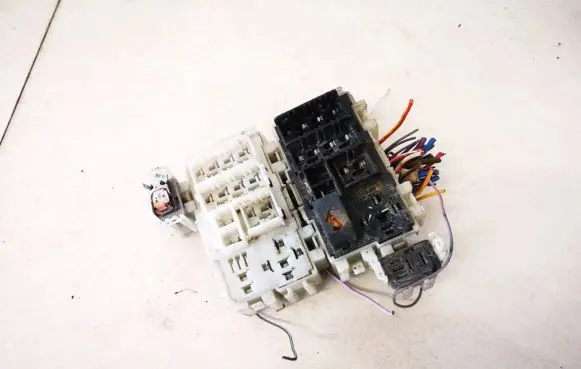 Ford Mondeo MK IV Fuse box set 6g9t14k131aa 6g9t-14k131-aa