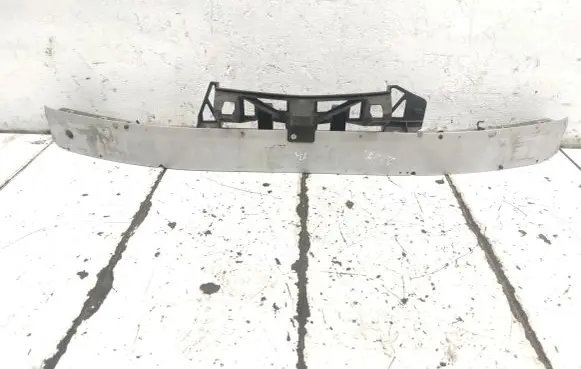 Opel Zafira B Front bumper cross member 24460537