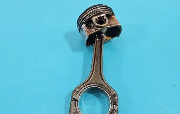 Volkswagen Golf VII Piston IMPRK1483785
