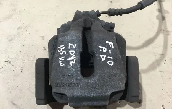 BMW 5 F10 F11 Front brake caliper 6791920