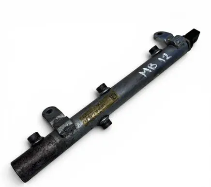Mercedes-Benz E C207 W207 Fuel main line pipe A6420703095 6420703095 A0061536528