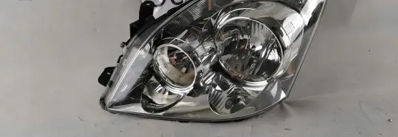 Toyota Corolla Verso AR10 Headlight/headlamp